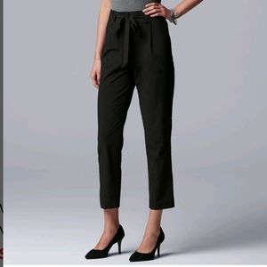 💥PRICE REDUCED💥NWT Simply Vera Paper Bag Pant